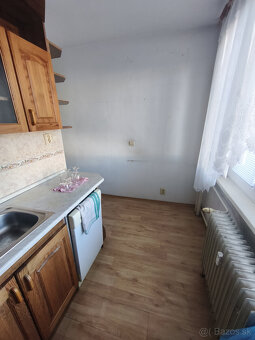 ZNÍŽENÁ CENA. Predaj 3 izb. byt. - 10