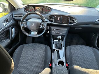 Peugeot 308 - 10