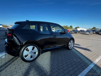 BMW i3, facelift- Silná batéria, 125kw - 10