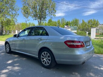 Mercedes-Benz E 200 CGI BlueEfficiency - 10