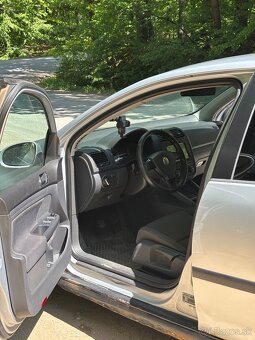 Volkswagen Golf V - 10