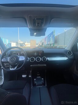 Mercedes GLB - 10