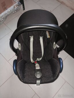 Kočiar, vajíčko, trojkolka, oblecenie, autosedačka - 10