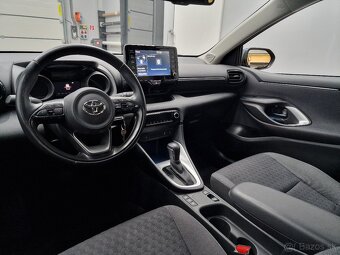 Toyota Yaris Hybrid 1.5 e-CVT | 12/2022 | - 10
