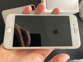 iPhone 7 (128 GB) - 10