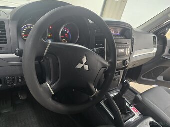 Mitsubishi Pajero 3.2DI-D M/T - 10