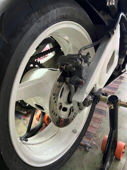 Honda CBR600rr v TP 25kw - 10
