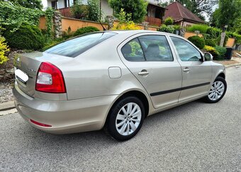 Skoda Octavia 2 1.6 benzin - 10
