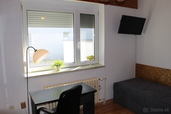 Predám 7-izb. RD, Most pri Bratislave,1133 m², veľká záhrada - 10