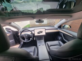 Tesla Performance 4x4 - 10