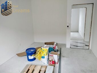 Novostavba 4-izbového rodinného dvojdomu v obci Žihárec - 10