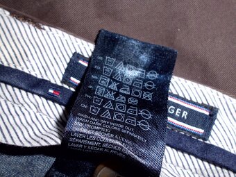 Tommy Hilfiger pánske chino nohavice s elastan M 32/34 - 10