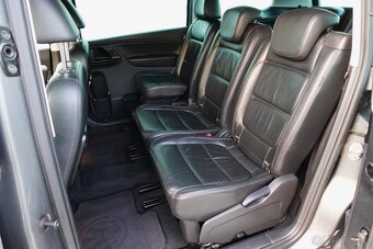 VW Sharan 2.0 TDI DSG HIGHLINE 7 miestny - 10