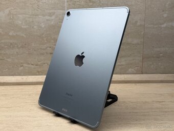iPad Air M2 256 GB Wi-Fi + Cellular Blue - 10