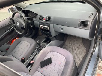 Škoda Fabiu 1.4 Benzin 50kw R.v 2003 - 10