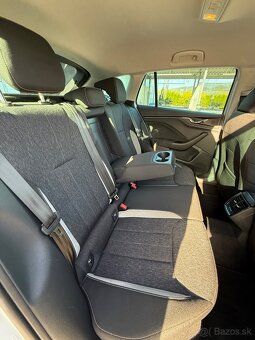 Škoda Scala 1.6 TDI 85kw DSG STYLE,CarPlay,Kamera,R18 - 10