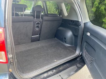Predam Toyotu Rav4 2,2 2009 - 10