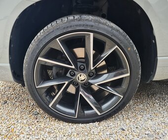 ŠKODA KAROQ 2.0 TDI EVO SCR SPORTLINE - 10