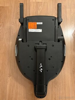 Autosedačka Joie i-Harbour otočná - 10