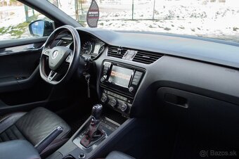 Škoda Octavia Combi 2.0 TDI DPF RS DSG - 10