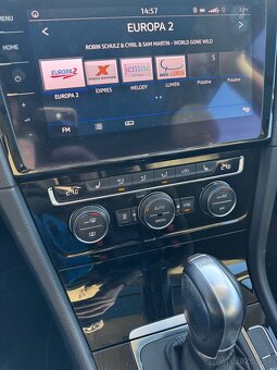 Volkswagen Golf 2.0 TDI 110 kW DSG 2017 - 10