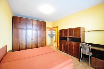 REZERVOVANÉ, 3-izbový byt s loggiou, Poprad, ul. Rázusova, 8 - 10