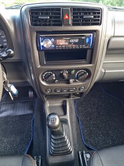 Suzuki Jimny 1.3 benzín 4X4 LIMITED MIMORIADNÝ STAV - 10