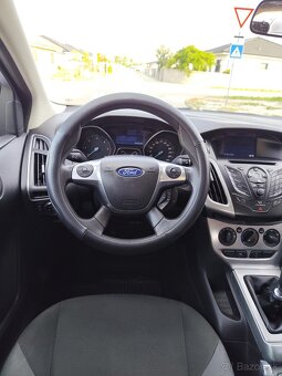 Ford Focus combi 1.6 - 10