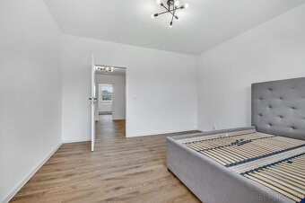 NA PREDAJ VEĽKÝ 3-IZBOVÝ BYT, KOMPLETNÁ REK., PETRŽALKA - 10
