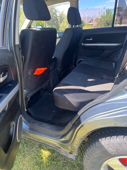 Suzuki Grand Vitara 2.0 benzín - 10