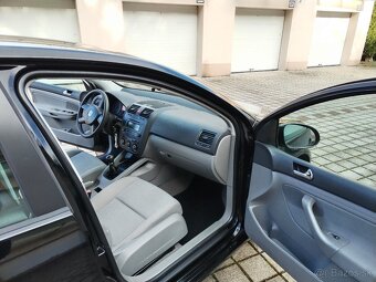 Volkswagen Golf 5 1.4i 55 kW COMFORLINE R. V. 2006 - 10