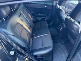 Kia Sportage 1.7 CRDi 7DCT 2WD Platinum - 10