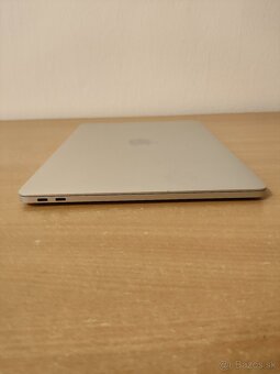 MacBook Pro 2017 | i5 • 8GB • 256GB SSD - 10