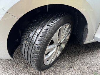 Škoda Rapid Spaceback 1.2 TSI 66 kW (2016) - 10