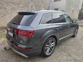 Audi Q7 - 10