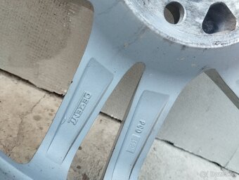 18"5x112 ET 45...215/50 R18 Škoda Karoq,Seat Ateca, VW Troc - 10