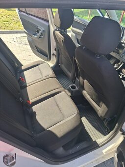 Skoda Fabia II - 10