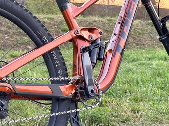 Trek Slash 8 gen 5 2024 - 10