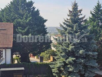 RD - ZOBOR - vhodný na bývanie, aj komerčné účely - 10