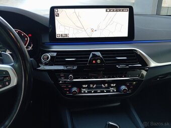 BMW 520d Touring M-Sport mHEV - 10
