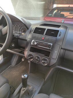 Volkswagen Polo 1.2 benzín 3V 2002r - 10