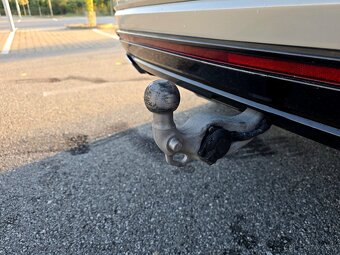 Volkswagen Touareg R-Line 3.0 tdi - 10