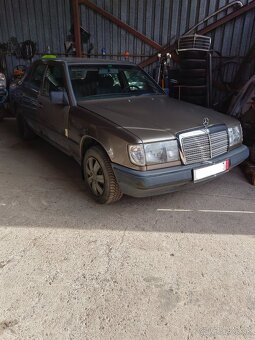 Mercedes W124 - 10