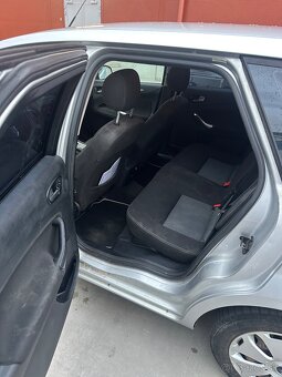 Ford Mondeo - 10