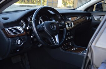 Mercedes Benz CLS 350 4matic - 10