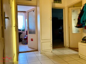 4-izbový byt /84m2/ s balkónom a veľkou pivnicou, Komárno - 10
