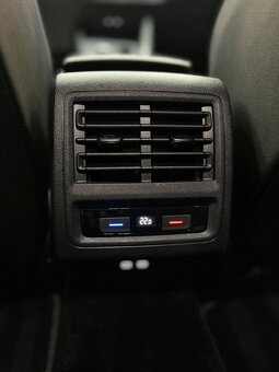 Volkswagen Golf Variant R-Line 2.0 TDI EVO DSG - 10