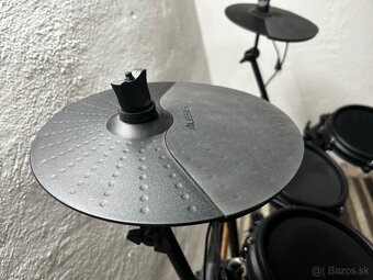 Alesis nitro mesh kit - 10