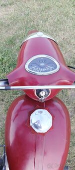 Jawa 250/559 - 10