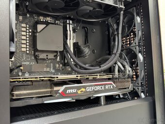 Ryzen 9 7900X\32GB\RTX 2080Ti\SSD\1000W Zdroj - 10